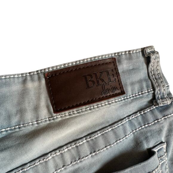 BKE Denim Stella Shorts Sz 28 | Light Wash Distressed Look Low Rise Jean Cutoffs - Picture 8 of 12